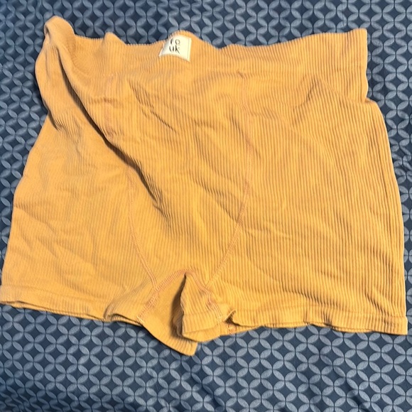 FCUK tan Ribbed Shorts - Picture 3 of 9